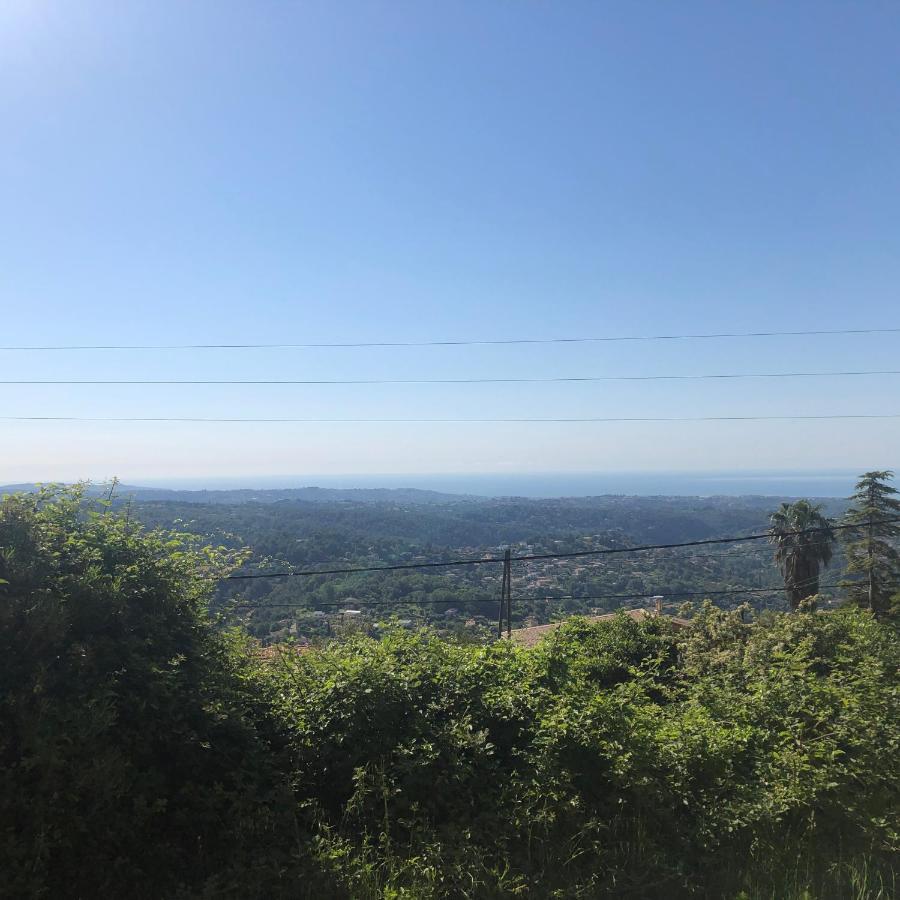 Aux Balcons du Riou avec vue mer 180 degrés Vence Extérieur photo
