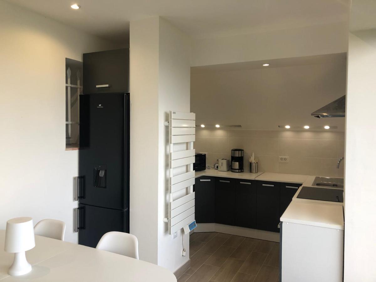 Aux Balcons du Riou avec vue mer 180 degrés Vence Extérieur photo